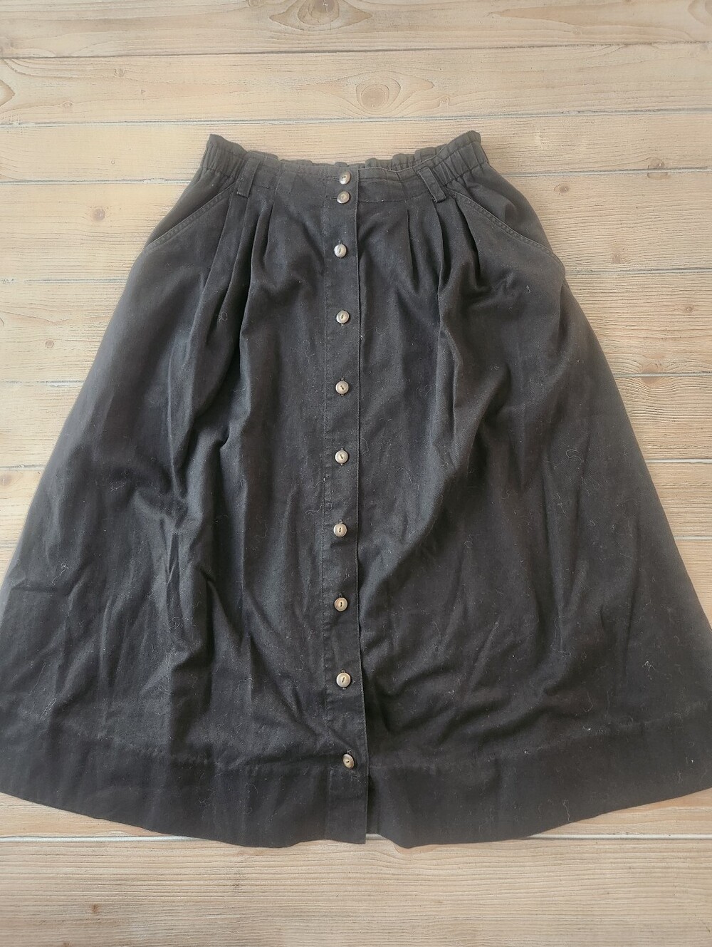 Classic Black Button-Front Women's Skirt Size Medium